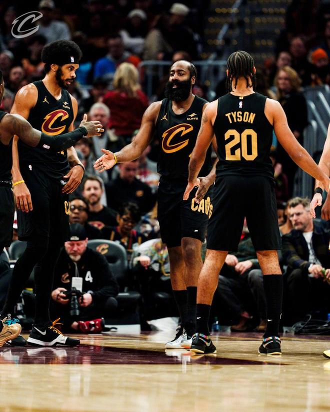 哈登主場首秀13+11！騎士15連勝奇才 梅里爾32+9三分米切爾30分